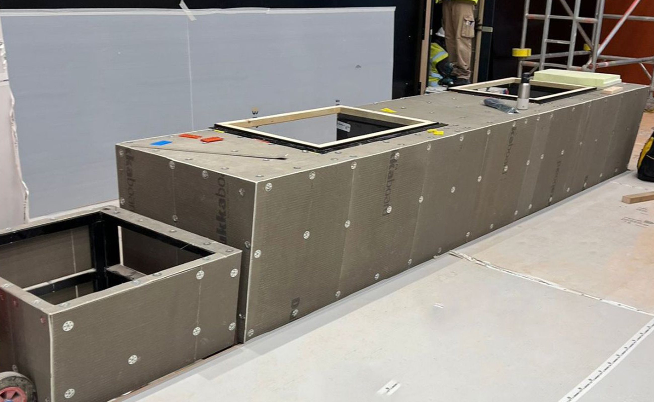 bespoke terrazzo reception desk at 100 Fetter